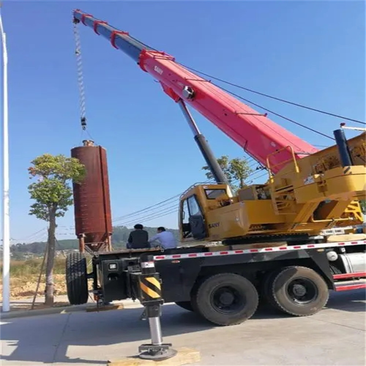 尉氏吊车立柱子怎么吊